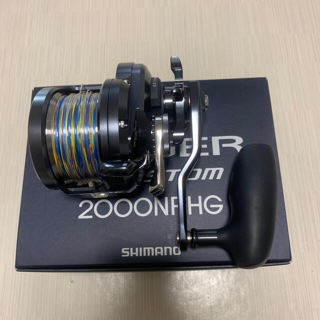 SHIMANO(シマノ)のオシアジガーＦカスタム 2000NRHG  ※つりよか様専用 スポーツ/アウトドアのフィッシング(リール)の商品写真