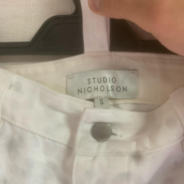 SUNSEA(サンシー)のスタジオニコルソン　studio nicholson ホワイトパンツ メンズのパンツ(スラックス)の商品写真