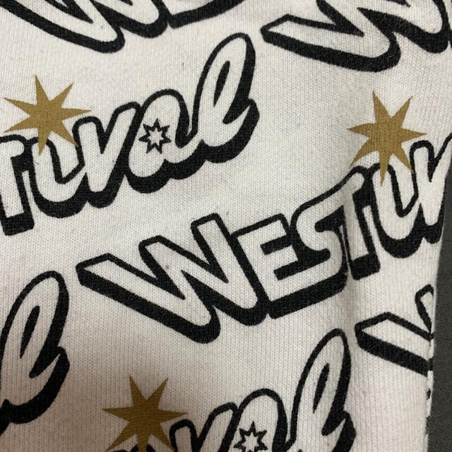 ジャニーズWEST(ジャニーズウエスト)のジャニーズWEST WESTival パーカー エンタメ/ホビーのタレントグッズ(アイドルグッズ)の商品写真