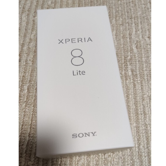 Xperia(エクスペリア)の新品 未使用 Xperia 8 Lite ブラック 64GB SIMフリー スマホ/家電/カメラのスマートフォン/携帯電話(スマートフォン本体)の商品写真