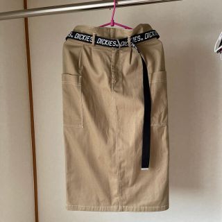 ディッキーズ(Dickies)のDickies  ベルト付き　ベージュ　スカート(ロングスカート)