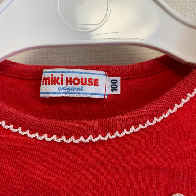 mikihouse(ミキハウス)のミキハウス　裾フリルカットソー　100cm Tシャツ　長袖　赤　レッド キッズ/ベビー/マタニティのキッズ服女の子用(90cm~)(Tシャツ/カットソー)の商品写真