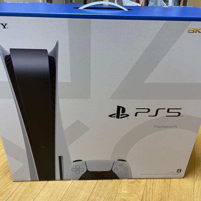 SONY(ソニー)のPlayStation5 CFI-1000A01 プレステ5 本体　新品 エンタメ/ホビーのゲームソフト/ゲーム機本体(家庭用ゲーム機本体)の商品写真