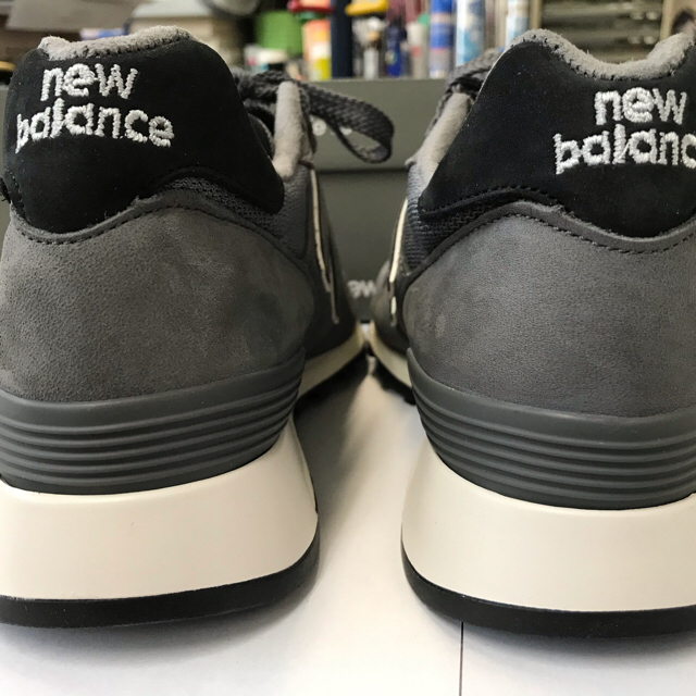 New Balance(ニューバランス)のニューバランス M1300DG メンズの靴/シューズ(スニーカー)の商品写真