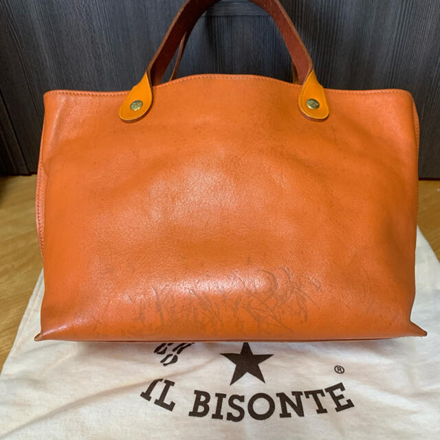 IL BISONTE(イルビゾンテ)の【値下げ】イルビゾンテ ハンドバッグ レディースのバッグ(ハンドバッグ)の商品写真