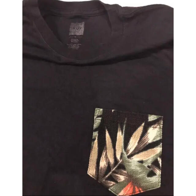 HUF(ハフ)のハフ　HUF Tシャツ　メンズ　黒　ボタニカル　ポケットTシャツ メンズのトップス(Tシャツ/カットソー(半袖/袖なし))の商品写真