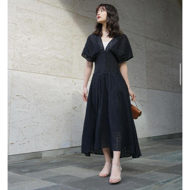 TODAYFUL(トゥデイフル)のL’Or Embroidery Dress【期間限定お値下げ】 レディースのワンピース(ロングワンピース/マキシワンピース)の商品写真