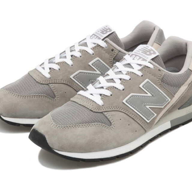 New Balance(ニューバランス)の【新品⭐️】大人気のグレー‼️new balance スニーカー　CM996  メンズの靴/シューズ(スニーカー)の商品写真