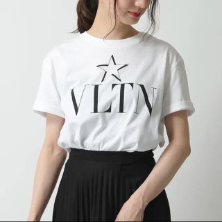 ヴァレンティノ(VALENTINO)のヴァレンティノ　白Tシャツ　人気　xs(Tシャツ(半袖/袖なし))