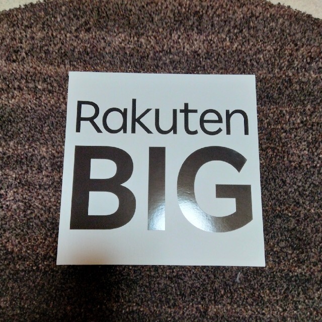 流行に  Rakuten - Rakuten BIG（楽天ビッグ）ホワイト スマートフォン本体