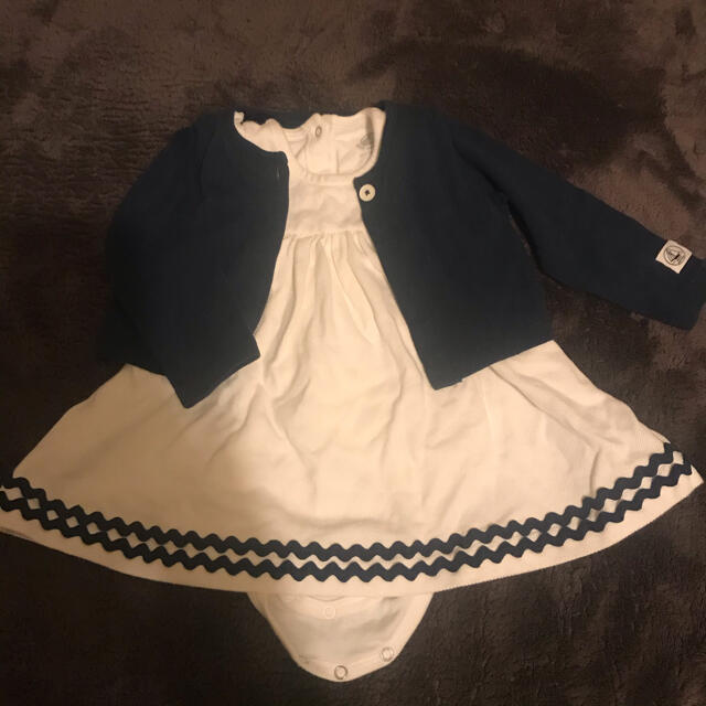 PETIT BATEAU(プチバトー)のプチバトー　12m 74cm ワンピース　カーディガン  キッズ/ベビー/マタニティのベビー服(~85cm)(ワンピース)の商品写真