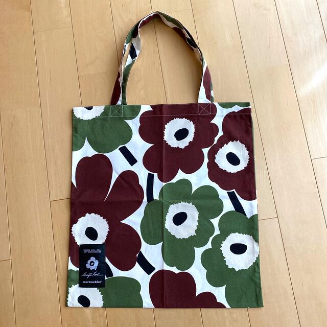 marimekko(マリメッコ)のmarimekko  ウニッコ　ファブリックバッグ　エコバッグ　 レディースのバッグ(エコバッグ)の商品写真