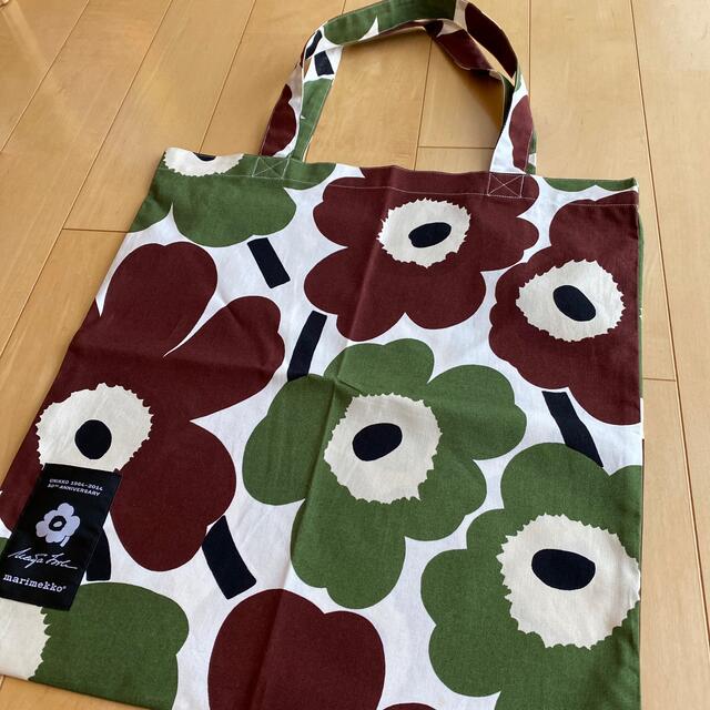 marimekko(マリメッコ)のmarimekko  ウニッコ　ファブリックバッグ　エコバッグ　 レディースのバッグ(エコバッグ)の商品写真