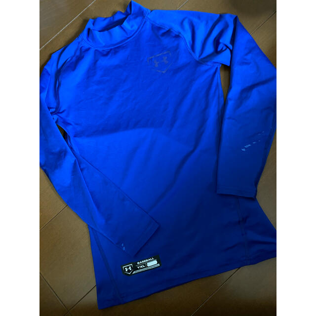 UNDER ARMOUR(アンダーアーマー)のアンダーアーマー　インナーシャツ キッズ/ベビー/マタニティのキッズ服男の子用(90cm~)(Tシャツ/カットソー)の商品写真