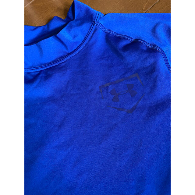 UNDER ARMOUR(アンダーアーマー)のアンダーアーマー　インナーシャツ キッズ/ベビー/マタニティのキッズ服男の子用(90cm~)(Tシャツ/カットソー)の商品写真