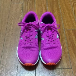 ニューバランス(New Balance)の中古　ニューバランス　ランニングシューズ　25cm　ワイズB幅 (スニーカー)