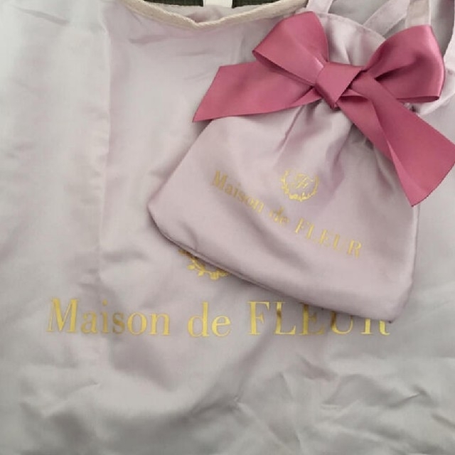 Maison de FLEUR(メゾンドフルール)のメゾンドフルール ムック本付録 エコバッグ レディースのバッグ(エコバッグ)の商品写真
