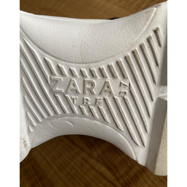 ZARA(ザラ)のrrrisa様専用です　ZARA 厚底スニーカー レディースの靴/シューズ(スニーカー)の商品写真