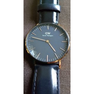 ダニエルウェリントン(Daniel Wellington)のダニエルウェリントン 36ミリブラック×ゴールド 電池交換済み ガラス面に傷あり(腕時計)