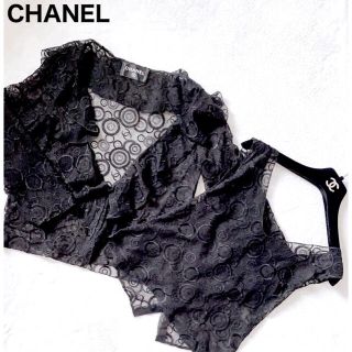 シャネル(CHANEL)の美品　レア物　シャネル　総レースココマーク刺繍アンサンブル(アンサンブル)