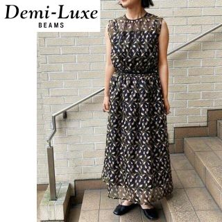 美品＊デミルクスビームス　Demi-Luxe　花柄カットワークニットワンピース