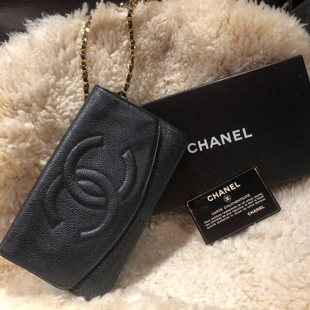 レディースシャネル　CHANEL チェーンウォレット　ショルダー