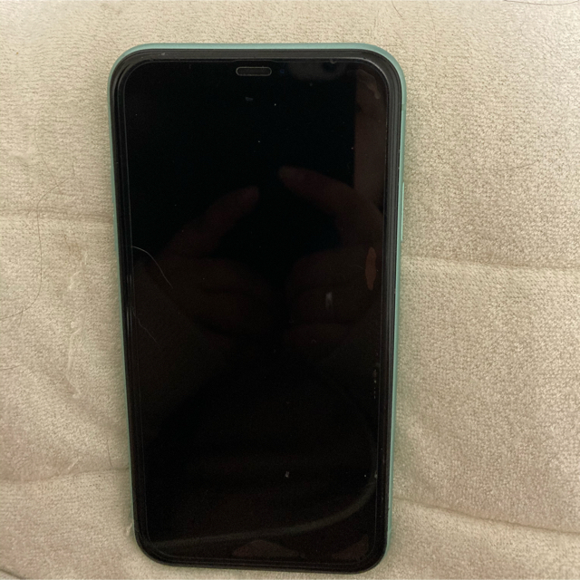 Apple(アップル)のiPhone11 本体グリーン　 スマホ/家電/カメラのスマートフォン/携帯電話(スマートフォン本体)の商品写真