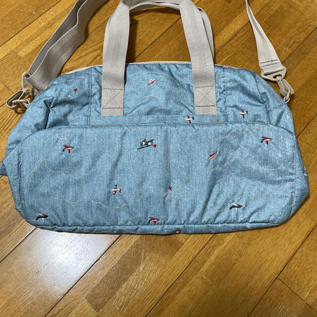 LeSportsac(レスポートサック)のレスポートサック ハーパーバッグ 飛行機柄 レディースのバッグ(ボストンバッグ)の商品写真