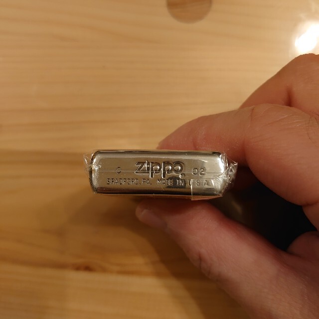 ZIPPO(ジッポー)の【ZIPPOライター　シルバー　cross＆cross】 メンズのファッション小物(タバコグッズ)の商品写真