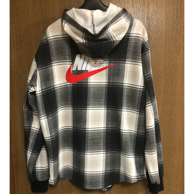 Supreme(シュプリーム)のSupreme×NIKE plaid hooded sweatshirt   メンズのトップス(パーカー)の商品写真