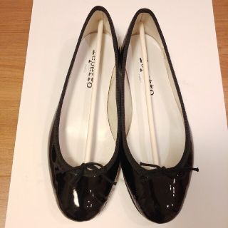 レペット(repetto)のrepetto エナメル ブラック36.5 レペット バレエシューズ(バレエシューズ)