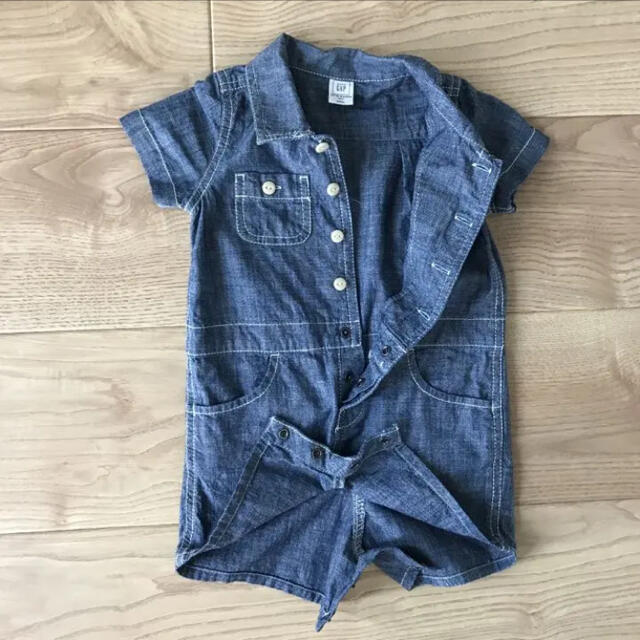 babyGAP(ベビーギャップ)のロンパース　80 キッズ/ベビー/マタニティのベビー服(~85cm)(ロンパース)の商品写真