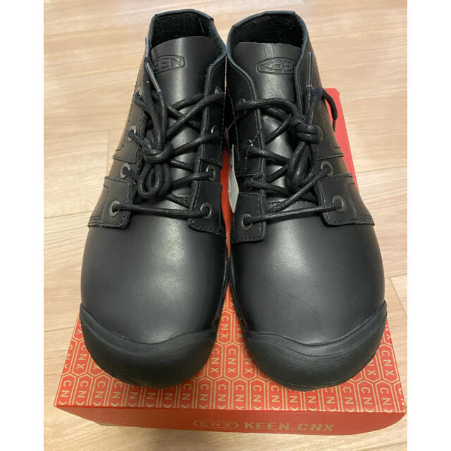 新品未使用　KEEN シューズ