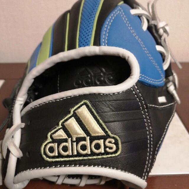 adidas(アディダス)の早い者勝ちです。型付済 adidas アディダス 軟式グローブ オールラウンド  スポーツ/アウトドアの野球(グローブ)の商品写真