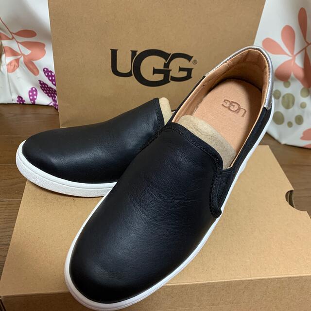 UGG(アグ)のshin-2325-様専用UGG アグ キャス レザー CAS 1019108  レディースの靴/シューズ(スリッポン/モカシン)の商品写真