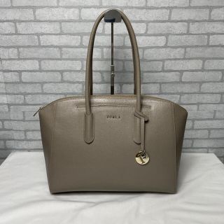 フルラ(Furla)の【美品】　ＦＵＲＬＡ　フルラ　トートバッグ　Ａ４収納可　ハンドバッグ　グレージュ(トートバッグ)