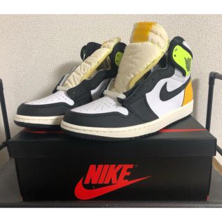 ナイキ(NIKE)のエアジョーダン 1 レトロ ハイ OG ホワイト/ボルトユニバーシティ ゴールド(スニーカー)