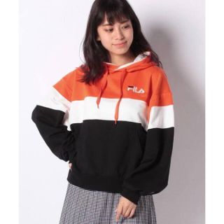 フィラ(FILA)のFILA☆可愛い オレンジ パーカー(パーカー)