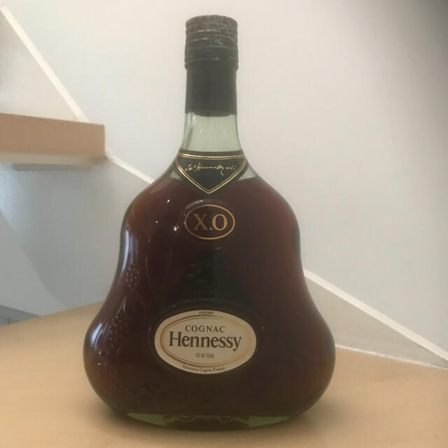 ヘネシーXO 700ml 未開栓 ゴールドキャップ グリーンボトル セール