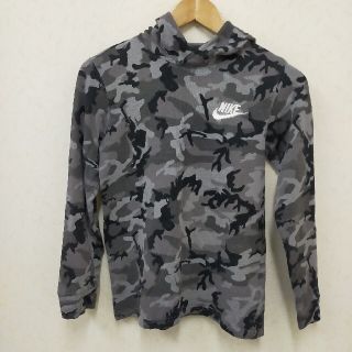 ナイキ(NIKE)の☆最終★値下げ/NIKE/メンズ/サイズL/スウェットパーカー/グレー迷彩(パーカー)