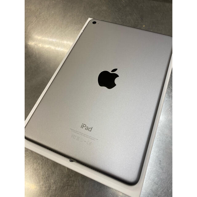 iPad WiFiモデル 128GB ブラックの通販 by xeon-mirage's shop｜アイパッドならラクマ - アップル iPad mini 4 定番最安値