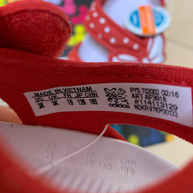 adidas(アディダス)のadidas ミニーマウス ベビーサンダル キッズ/ベビー/マタニティのベビー靴/シューズ(~14cm)(サンダル)の商品写真