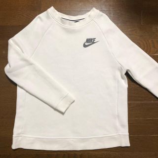 ナイキ(NIKE)の大人気⭐︎NIKEトレーナー(トレーナー/スウェット)