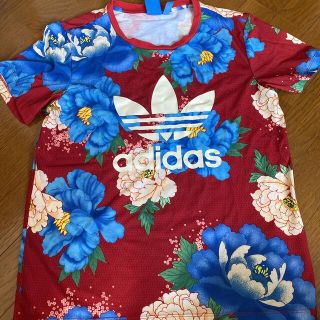 アディダス(adidas)のadidas originals Tシャツ(Tシャツ/カットソー(半袖/袖なし))