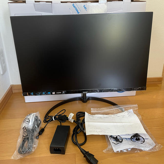 PHILIPS(フィリップス)の【中古・美品】PHILIPS  241E9/11 (23.8インチ）モニタ スマホ/家電/カメラのPC/タブレット(ディスプレイ)の商品写真