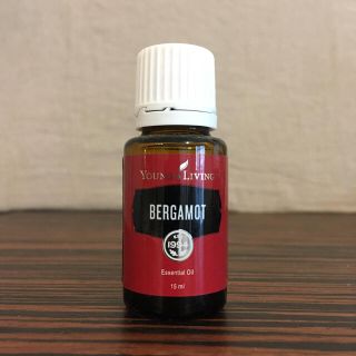 新品未使用　ヤングリヴィング  ベルガモット　15ml   エッセンシャルオイル(エッセンシャルオイル（精油）)