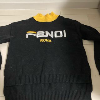 フェンディ(FENDI)のFENDI ニット (ニット/セーター)