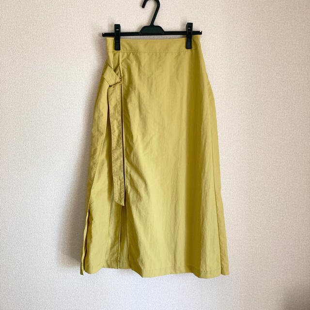 BEATRICE(ベアトリス)のベアトリス ナイロンスカート レディースのスカート(ひざ丈スカート)の商品写真