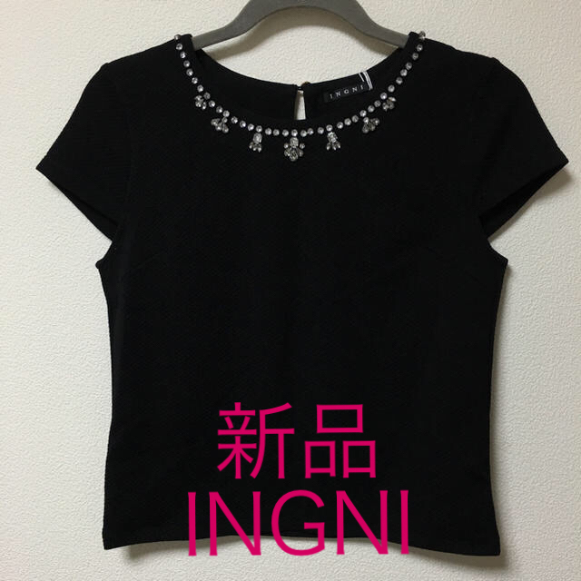 INGNI(イング)の新品 イング  INGNI  ビジュー カットソー ラインストーン レディースのトップス(カットソー(長袖/七分))の商品写真