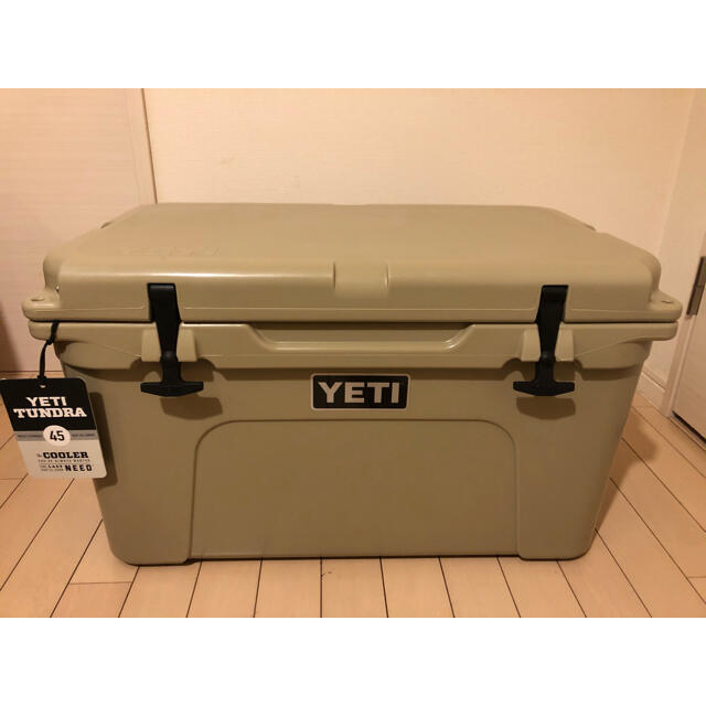 カモ柄YETI TUNDRA 45 Desert Tan